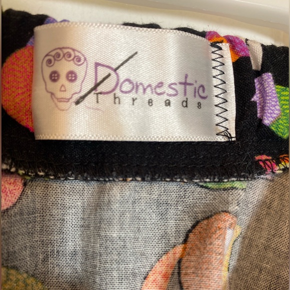 Cute Fox Twirly Skirt ~ Girls size 6-8 - Picture 4 of 7